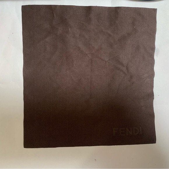 Fendi Women’s Sunglasses - Picture 6 of 12